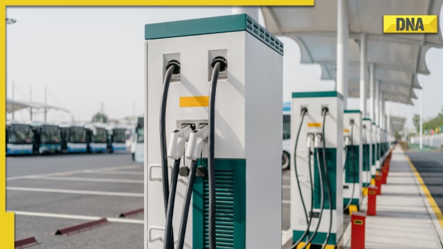 As Delhi government aims to have one EV charging station within every 3 km, citizens still concerned about safety - Vimarsana News