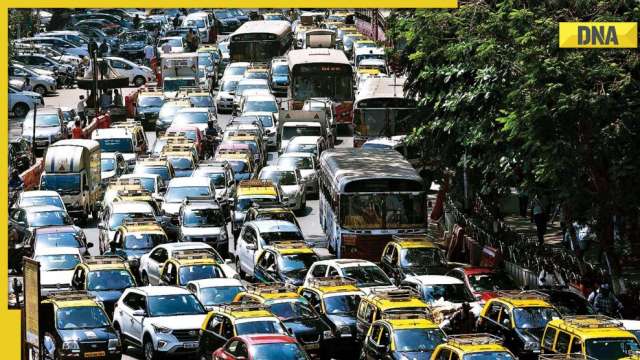 मुंबई ट्रैफिक पुलिस ने जारी की एडवाइजरी, जानें बचने के लिए सड़कों की लिस्ट