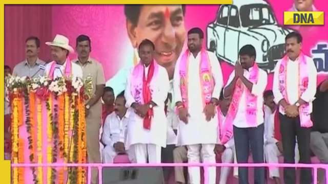 'Brokers from Delhi' vs 'sons of soil': KCR shares stage with four MLAs who alleged poaching bid, hits out at BJP - Vimarsana News