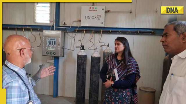 IAS Tina Dabi scolds contractor as she conducts surprise inspection at Jaisalmer hospital - Vimarsana News