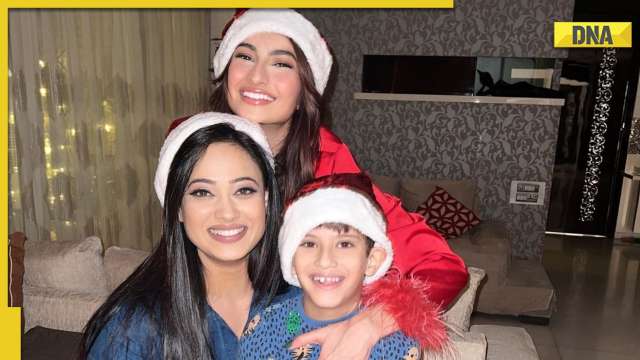 Palak Tiwari enjoys 'Christmas mood' with mom Shweta Tiwari, brother Reyansh - Vimarsana News
