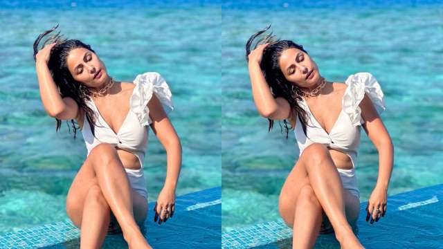 Hina Khan Xxx - Hina Khan looks impeccably hot in white coloured monokini, check pics here