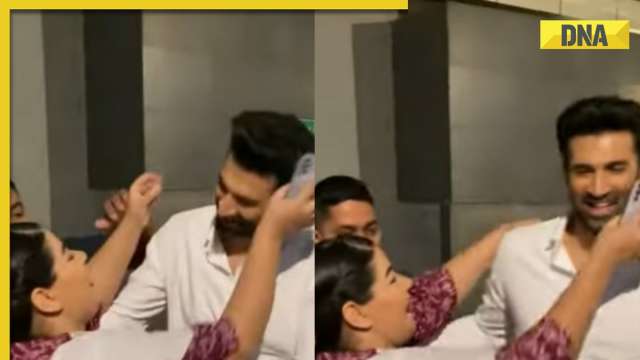 Aditya Roy Kapur breaks silence on female fan forcefully trying to kiss him, says 'she was strong...' - Vimarsana News