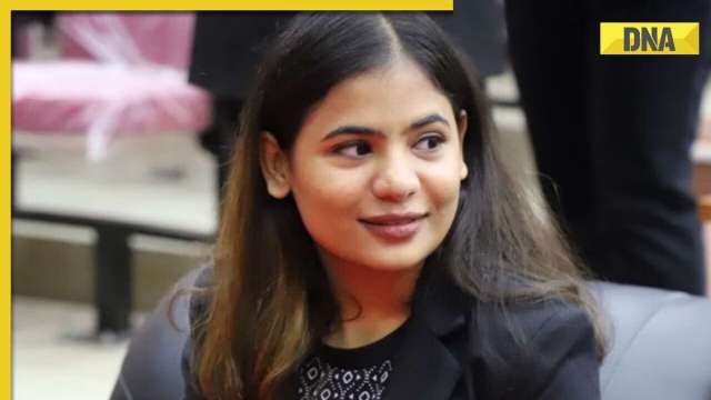 Meet Avni Malhotra, IIM student hired for record-breaking package by Microsoft, her annual salary is... - Vimarsana News