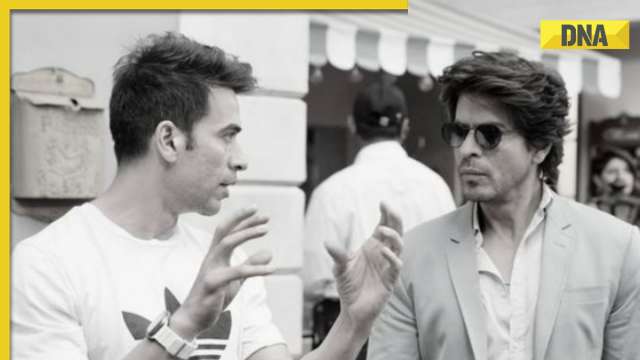 Shah Rukh Khan’s photo with director Punit Malhotra from sets of unknown project goes viral, fans ask ‘what’s going on’