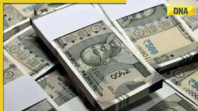 UP Police officer faces probe after family takes selfie with cash bundles; transferred - Vimarsana News