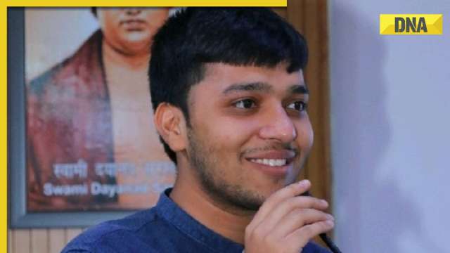 Meet Ayush Goel, IIM graduate who left Rs 28 lakh salary job, cracked UPSC without coaching, bagged AIR 171 - Vimarsana News