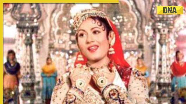 Recreate Bollywood's top 70s Fashion Look