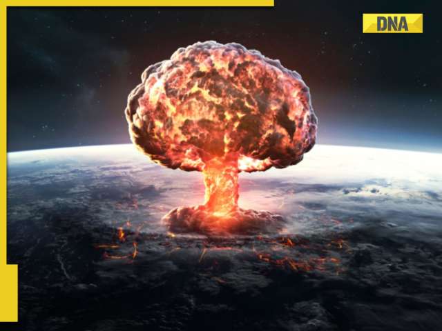 Is Pakistan 'banana republic' with a nuclear bomb and an army