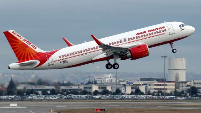 dnaindia.com - Apurwa Amit - Another Blow to Air India: 2 more pilots fail to clear drug test Phuket-Delhi flight fiasco
