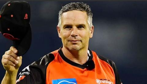 Brad Hodge पेट्रोल पंप पर करते थे नौकरी