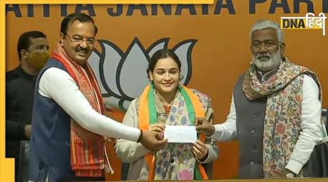 Aparna Yadav Joins BJP.