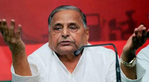 Mulayam परिवार से रहा है पुराना नाता