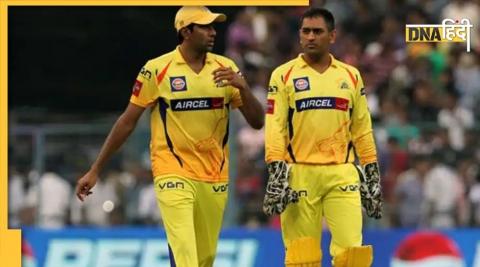 R Ashwin with Mahendra Singh Dhoni. (File Photo- Twitter)