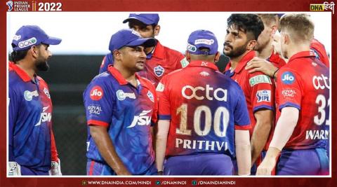 प्लेऑफ में पहुंची RCB