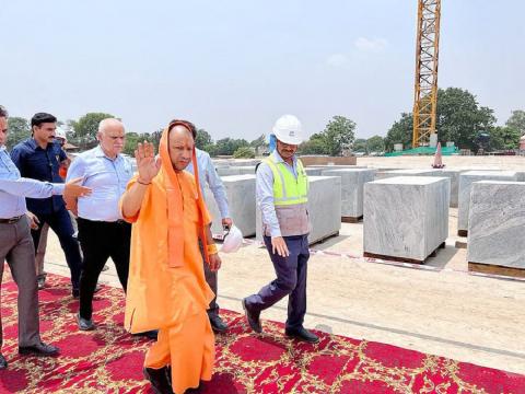 मात्र 26 वर्ष की उम्र में पहली बार बने सांसद