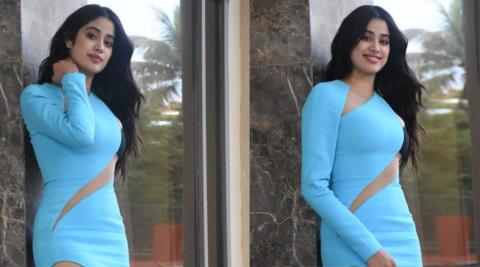 Janhvi Kapoor Stylish Look