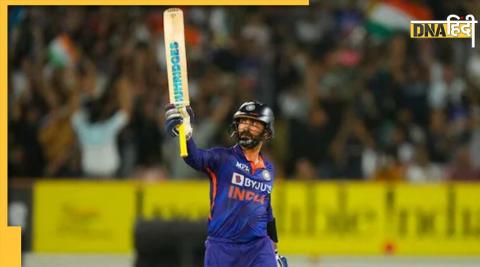 Dinesh Karthik breaks Dhoni's record becomes first Indian to do so