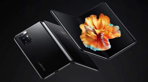 Xiaomi Mi MIX Fold 2 High Refresh Rate