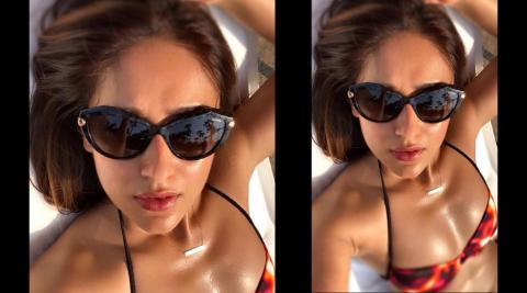 Ileana Dcruz Beach Vacation