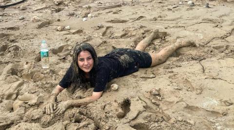 Shehnaaz Gill Mud Photos