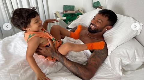 Hardik Pandya With Son