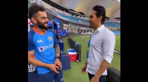 virat kohli meets maaro mujhe maaro boy