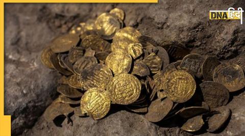 UK Couple was repairing kitchen 200 gold coins found during excavation made millionaires