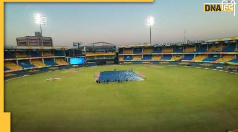 indore holkar stadium pitch report