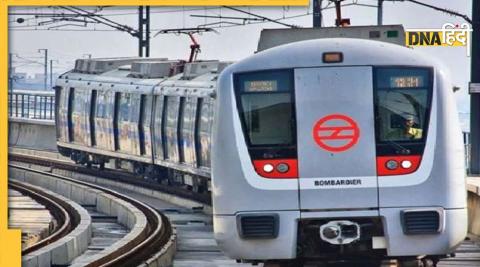 man robbery people in delhi metro