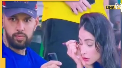 Viral Video wife doing makeup in live match husband help her watch reaction