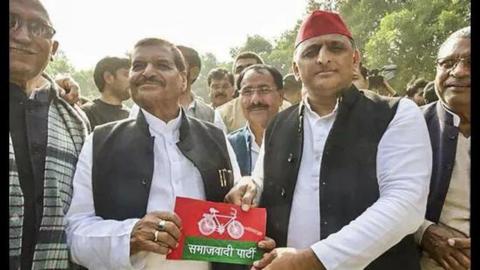 Shivpal Yadav Comes Back to Samajwadi Party