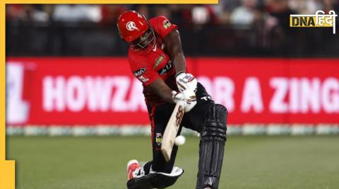 andre russell smashed 6 sixes vs melbourne renegades in big bash league 12 brh vs mlr updates 