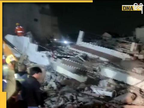 Lucknow Building Collapse 35 families trapped wazir hasanganj road Cracks possible After Earthquake