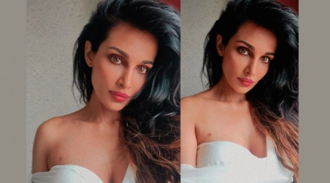 Flora Saini Latest Photos