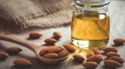 बादाम तेल (Almond Oil)