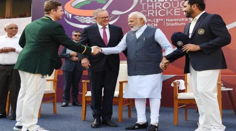 PM Modi Meets Steve Smith