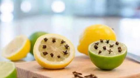 नींबू और लौंग (Lemon And Clove) 