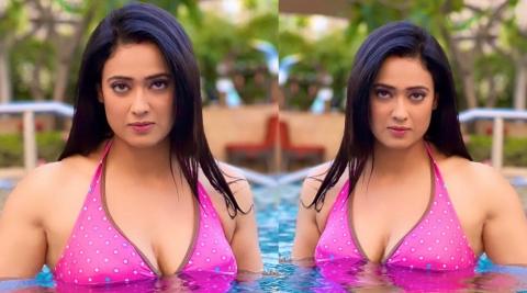 Shweta Tiwari Pool Photo Shoot