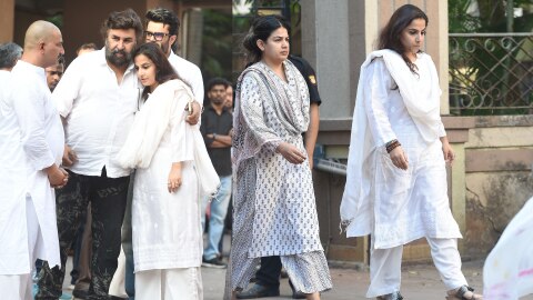 Vidya Balan emotional at Satish prayer meet