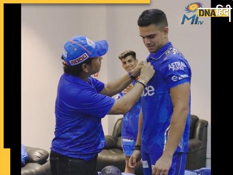 Arjun Tendulkar receives his POTM Award 