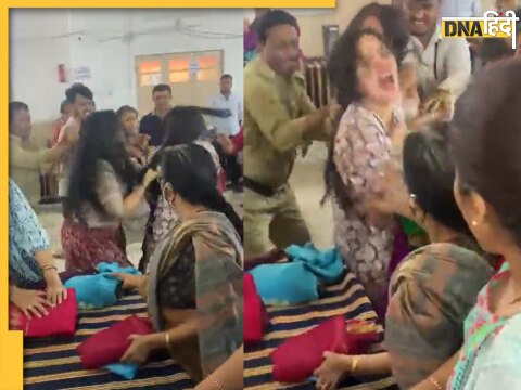 Women Fighting Viral Video bengaluru saree sale women fight for one saree showroom watch viral video