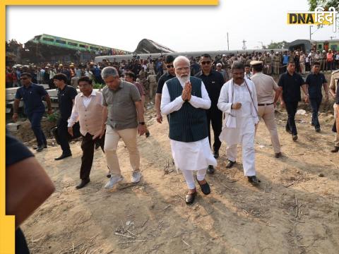 PM Modi reached site of train accident