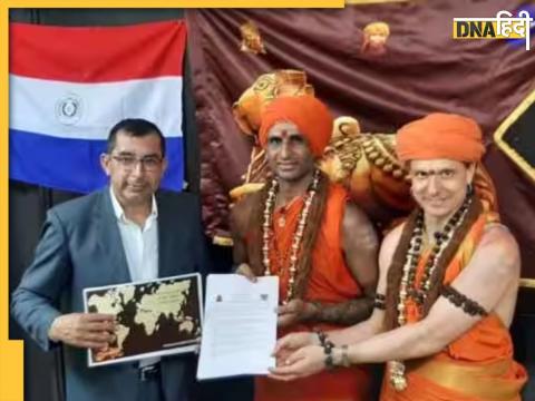 United states of Kailasa के कथित प्रतिनिधियों के साथ अधिकारी.