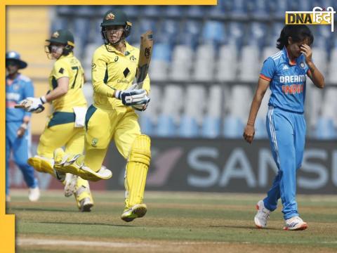 Phoebe Litchfield and Alyssa Healy