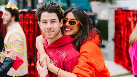 Priyanka Chopra Nick Jonas look cute together 