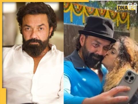 Bobby Deol fan viral moment (pc: Viral bhayani)