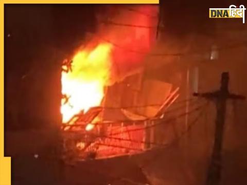 fire in noida house