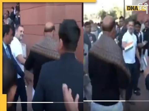 Rahul Gandhi gave rose to rajnath singh