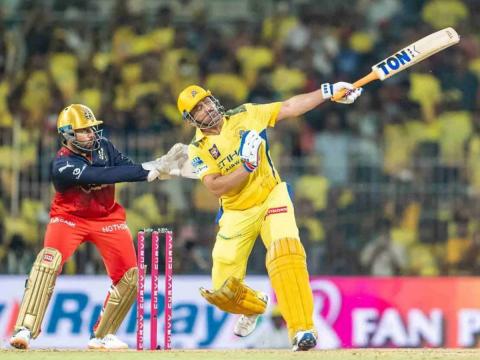 RCB VS CSK मैच की ड्रीम 11 टीम 
